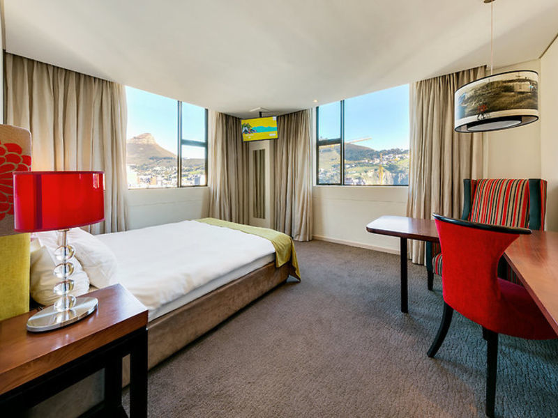 Strand Tower Hotel