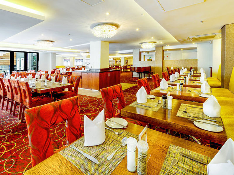 Strand Tower Hotel