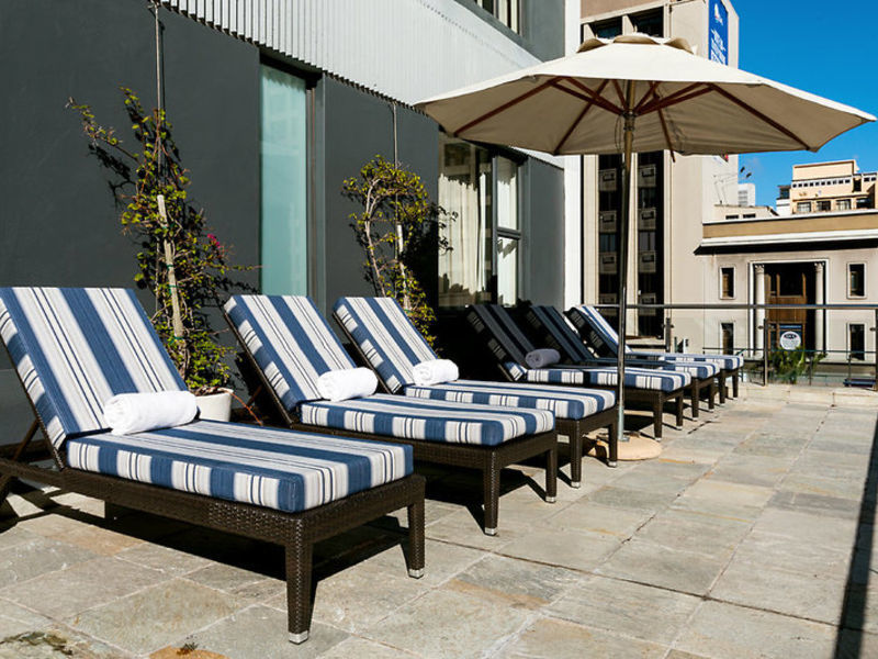 Strand Tower Hotel