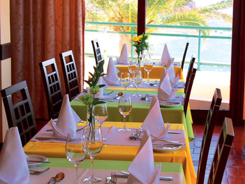 Studios Royal Orchid