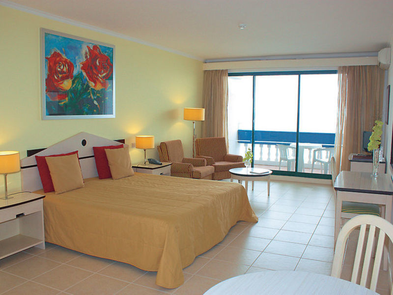 Studios Royal Orchid
