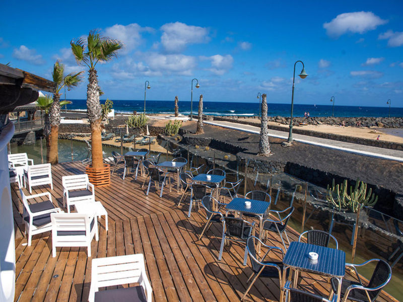 Studios Sands Beach Resor