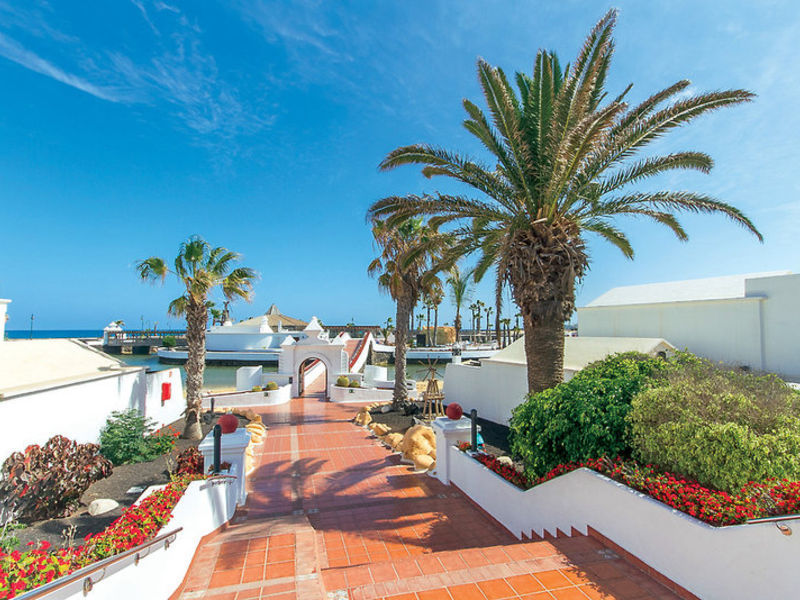 Studios Sands Beach Resor