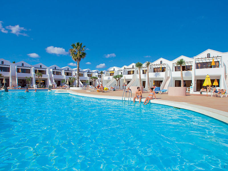 Studios Sands Beach Resor