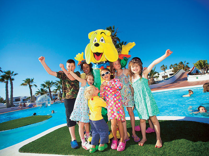 Studios Sands Beach Resor