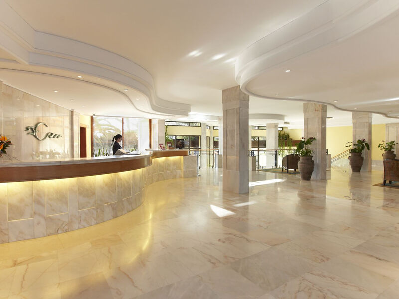 Suite Hotel Eden Mar