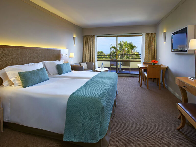 Suite Hotel Eden Mar