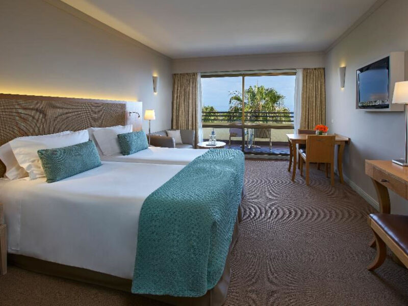 Suite Hotel Eden Mar