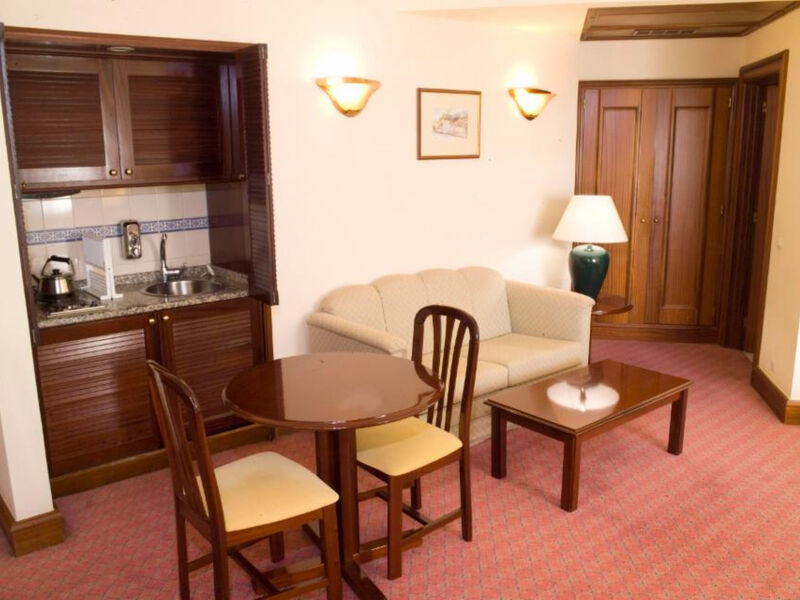 Suite Hotel Jardins D'Ajuda