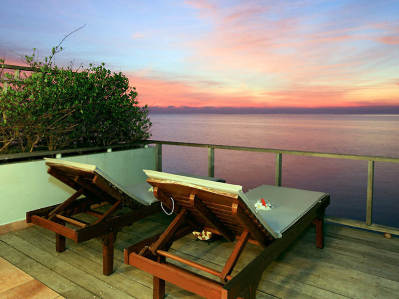 Sun Island Resort & Spa