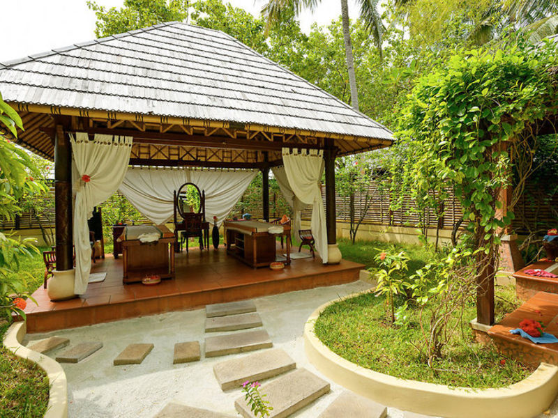 Sun Island Resort & Spa