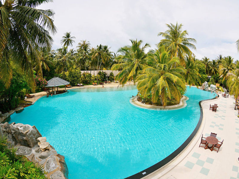 Sun Island Resort & Spa