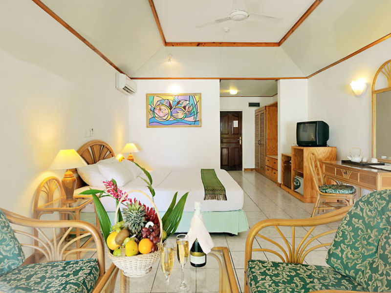 Sun Island Resort & Spa
