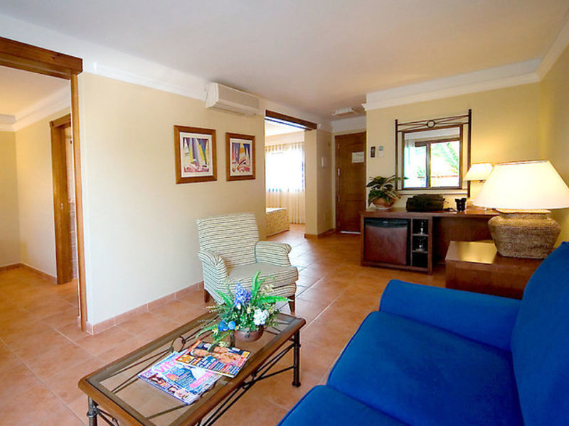 SunConnect Atlantis Fue Resort