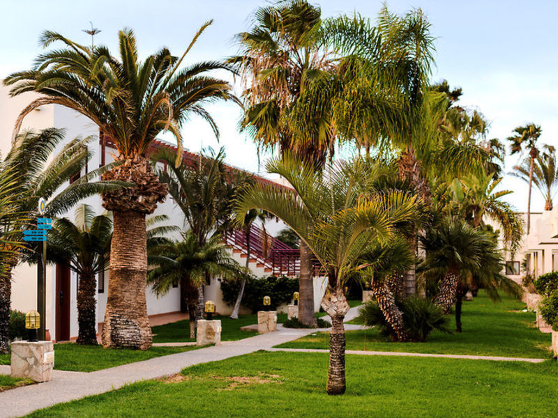 SunConnect Atlantis Fue Resort