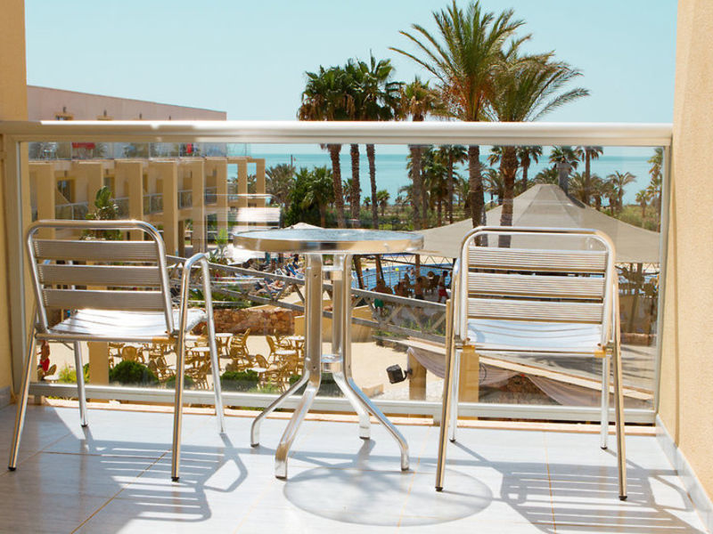 SunConnect Cabogata Garden