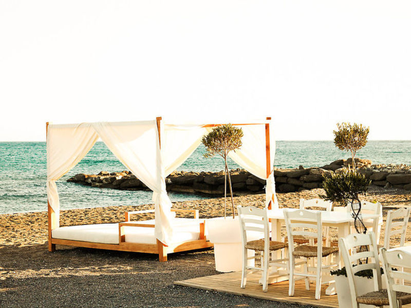 SunConnect Ostria Beach