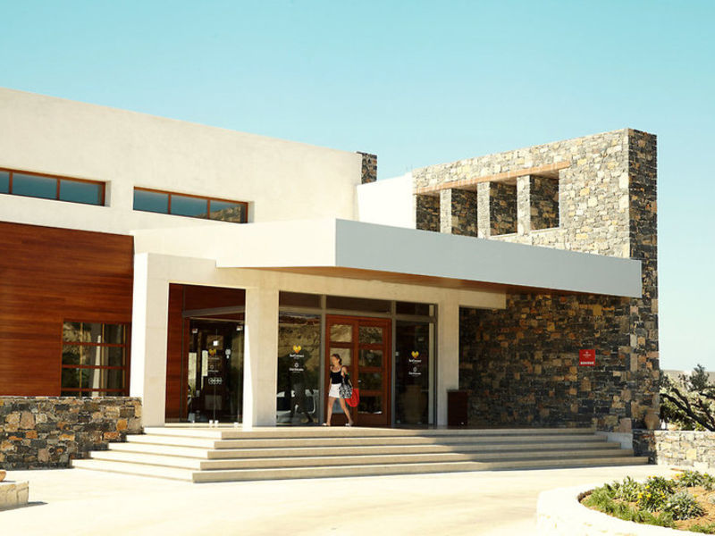 SunConnect Ostria Beach