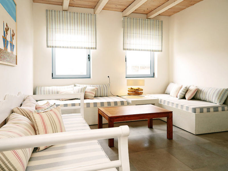 SunConnect Ostria Beach