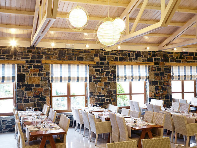 SunConnect Ostria Beach
