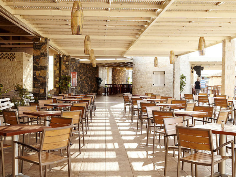 SunConnect Ostria Beach