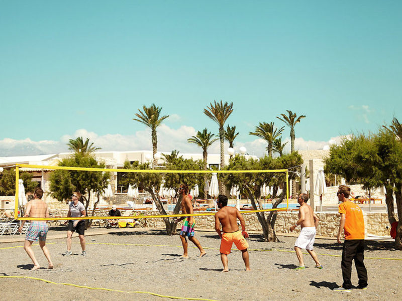 SunConnect Ostria Beach