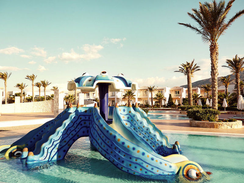 SunConnect Ostria Beach