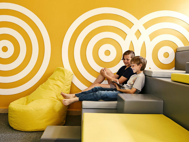 SunConnect Side Resort