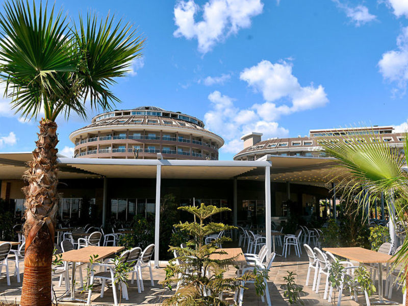 Sunmelia Beach Resort
