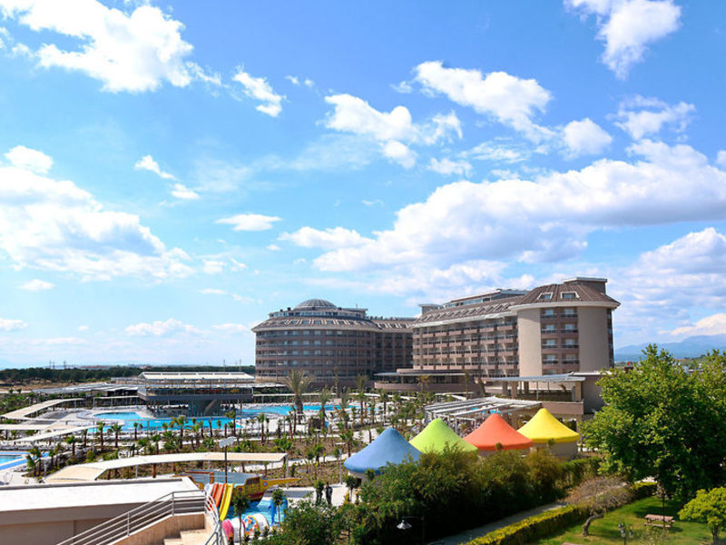 Sunmelia Beach Resort