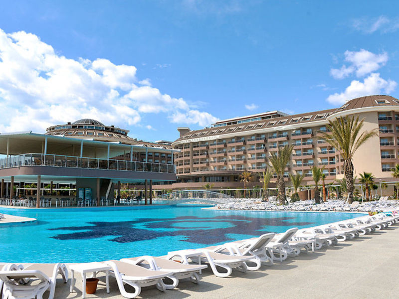 Sunmelia Beach Resort