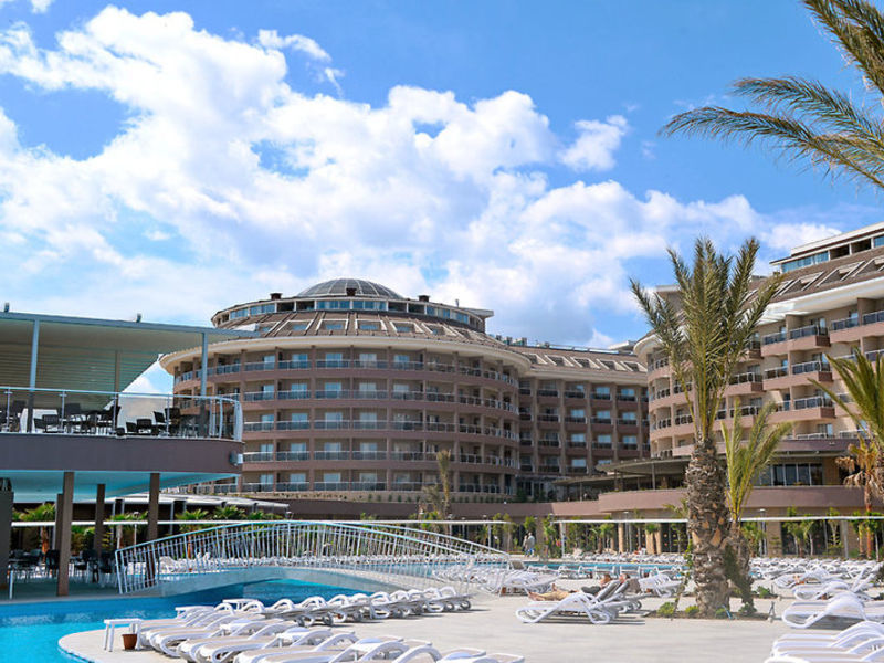 Sunmelia Beach Resort