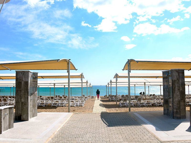 Sunmelia Beach Resort