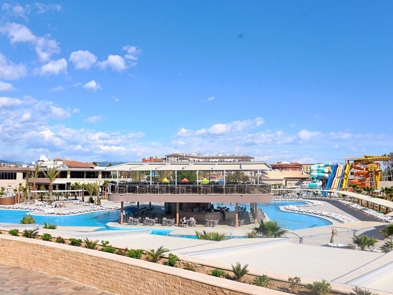 Sunmelia Beach Resort