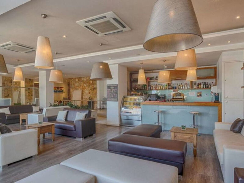 Sunny Coast Resort & Spa