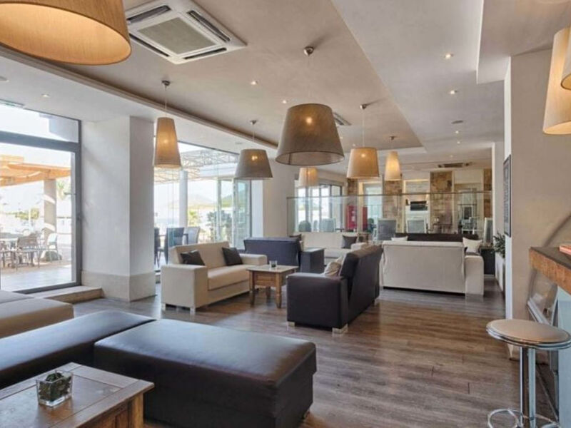 Sunny Coast Resort & Spa