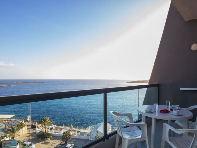 Sunny Coast Resort & Spa