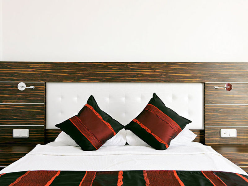 Sunny Hill Alya Hotel