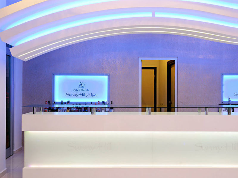 Sunny Hill Alya Hotel