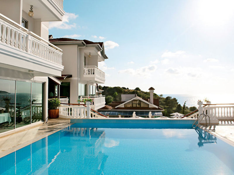 Sunny Hill Alya Hotel