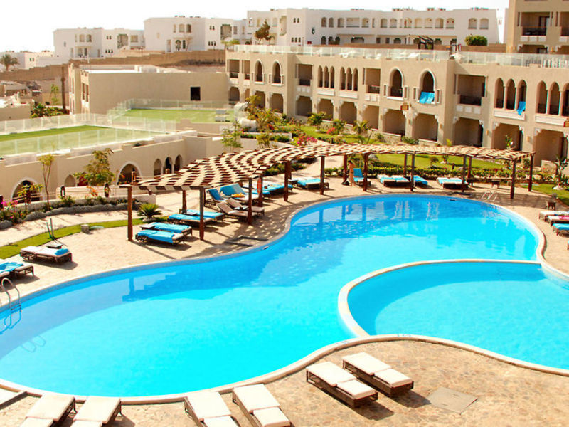 SUNRISE Arabian Beach Resort