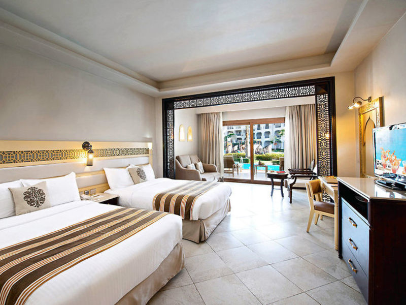 SUNRISE Arabian Beach Resort