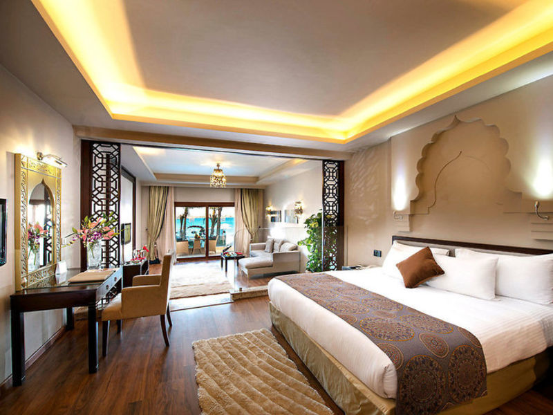 SUNRISE Arabian Beach Resort