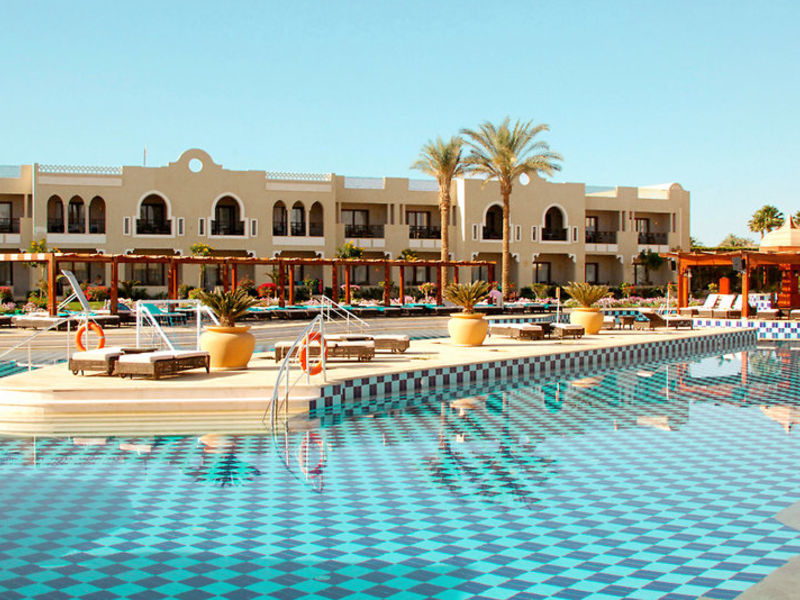 SUNRISE Arabian Beach Resort