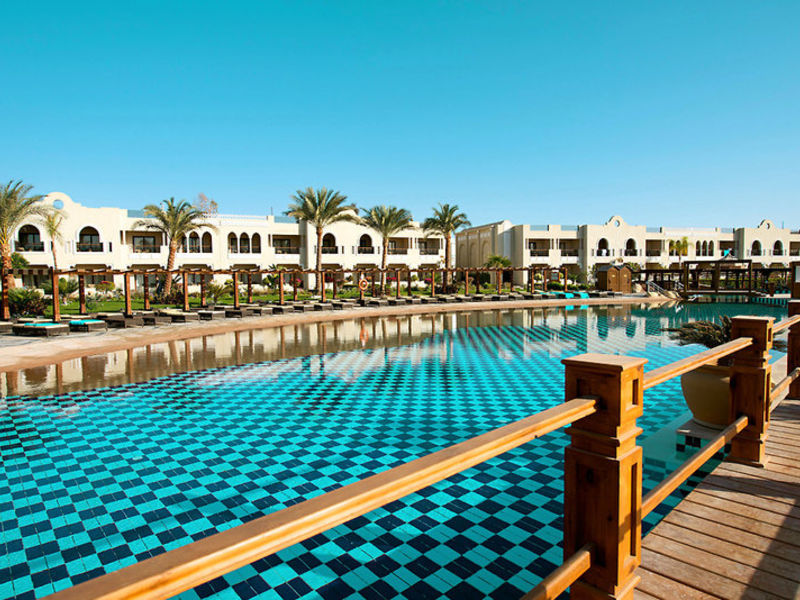 SUNRISE Arabian Beach Resort