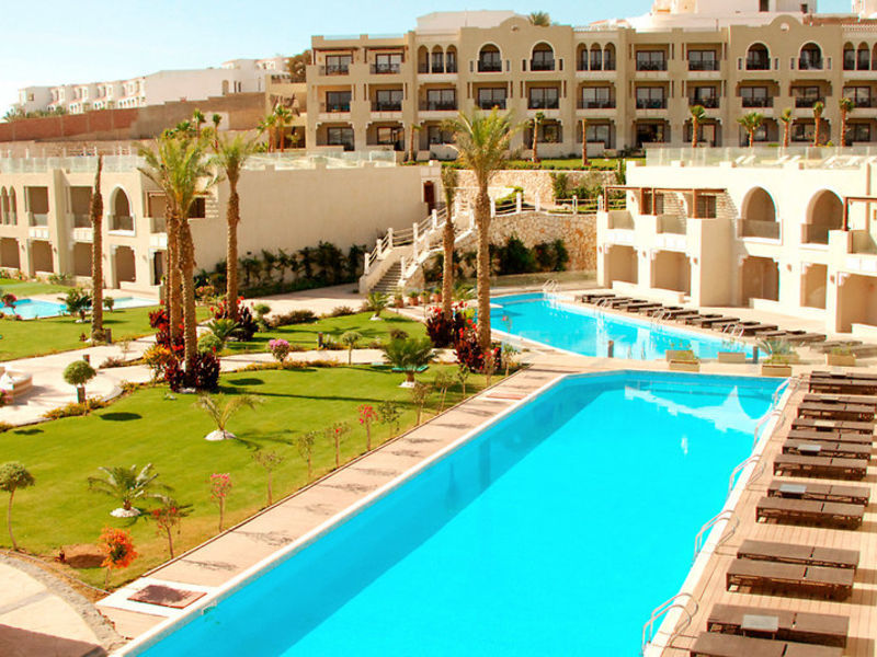 SUNRISE Arabian Beach Resort