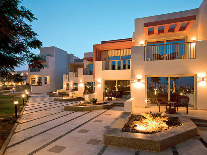 SUNRISE Crystal Bay Resort