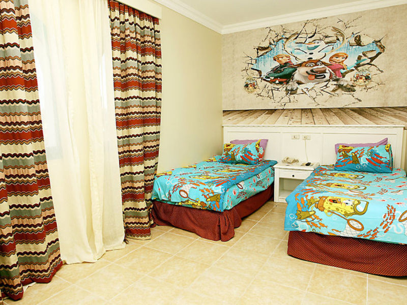 SUNRISE Garden Beach Resort