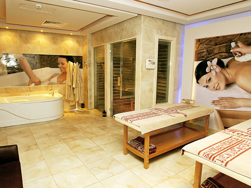 SUNRISE Garden Beach Resort