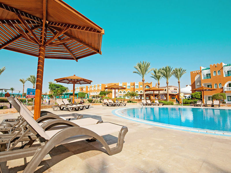 SUNRISE Garden Beach Resort